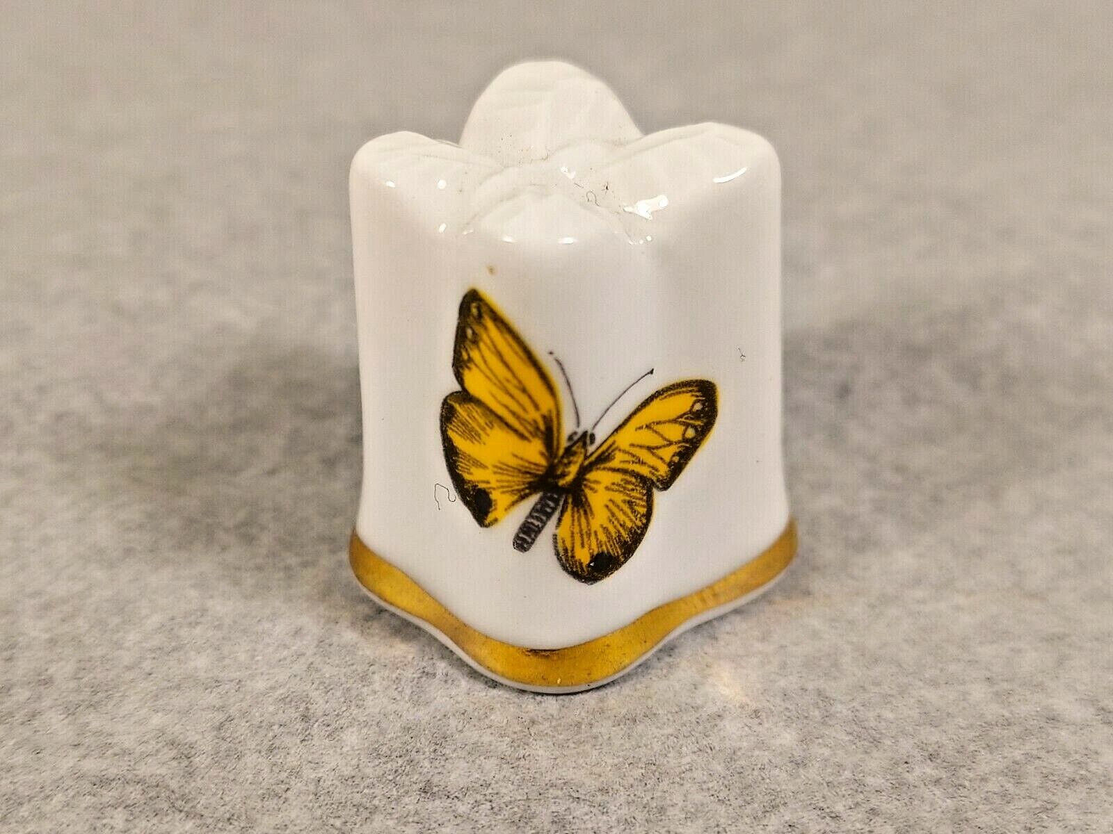 Thimble - Thomas Green 'butterfly' 1997 England - Fenton - Shaped Butterfly